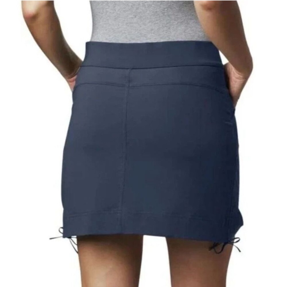 Columbia Women’s Navy Blue Omni-Shield Skort Skirt Size: Large - Picture 9 of 10
